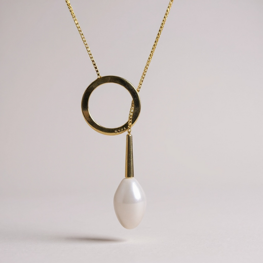 Freshwater Pearl Front-Loop Necklace – Yellow Gold Plated Sterling Silver