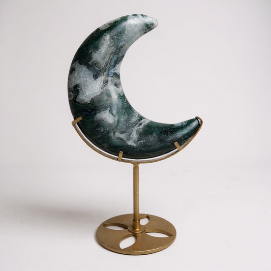 Moss Agate Crescent Moon on Gold Stand – 12.5 x 11 cm (22 cm with Stand) C3